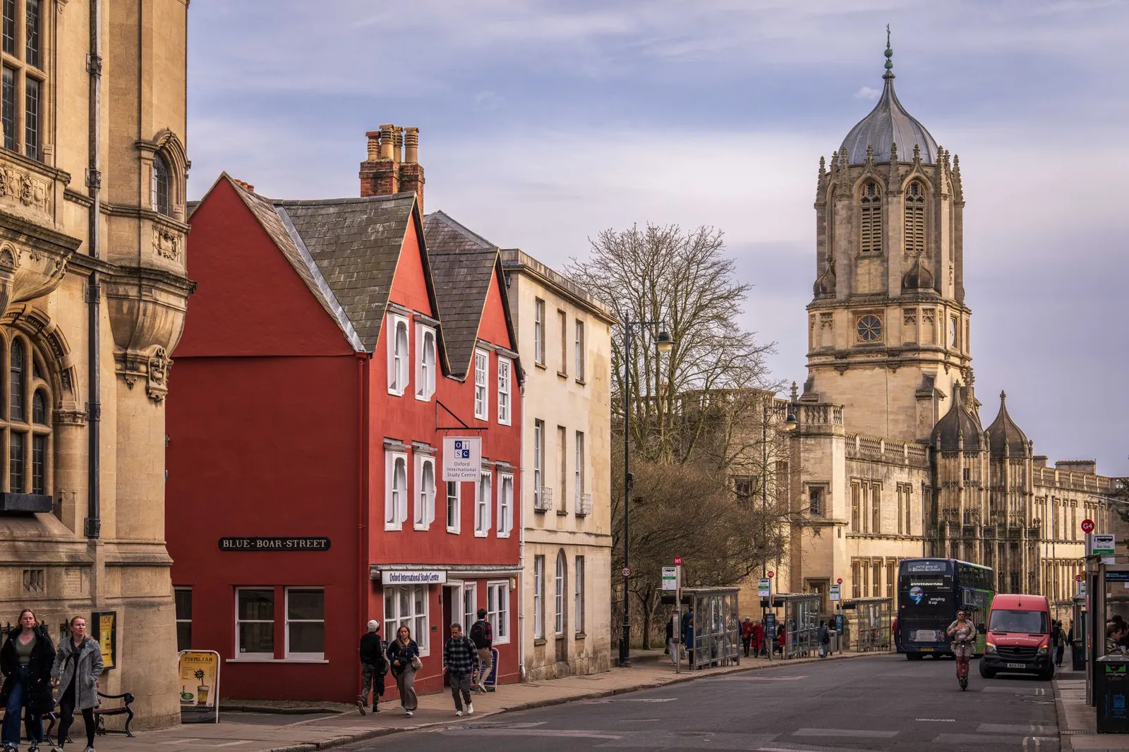Scenic view of Christ Church College and street in Oxford, England, on a clear day.